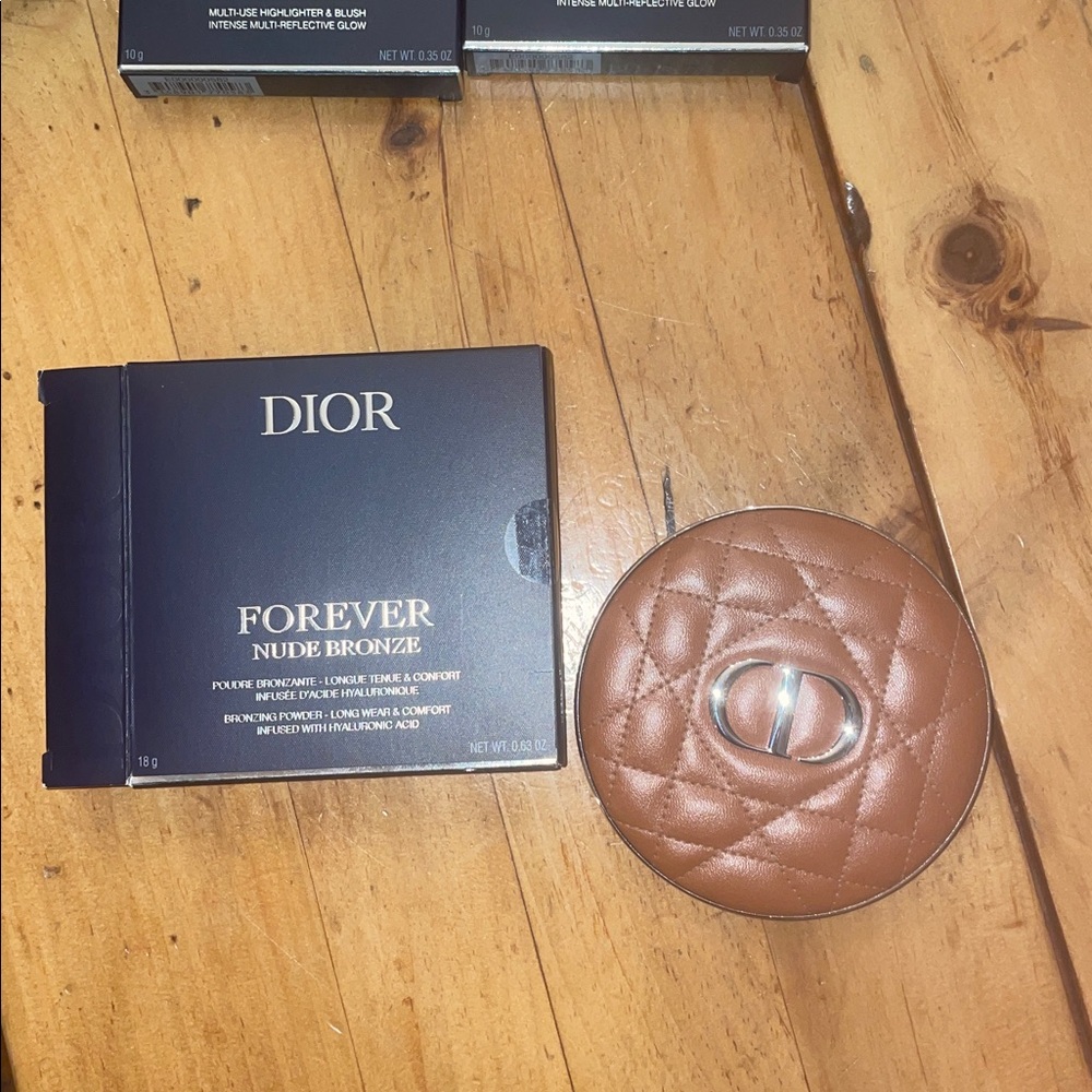 NWT- Dior- Forever- Nude Bronze Compact- 18g- 10 Soft Matte - Picture 10 of 16